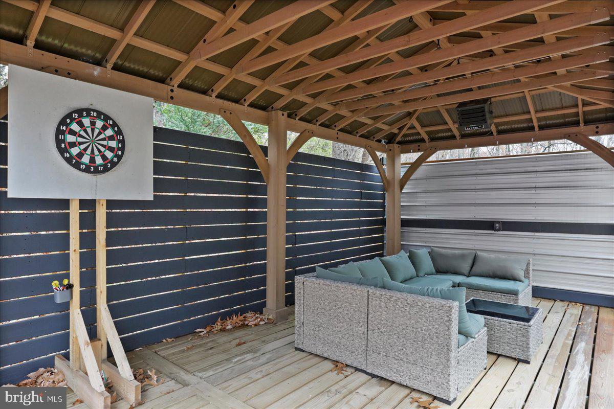 HOLTZINGER OVERLOOK - Residential