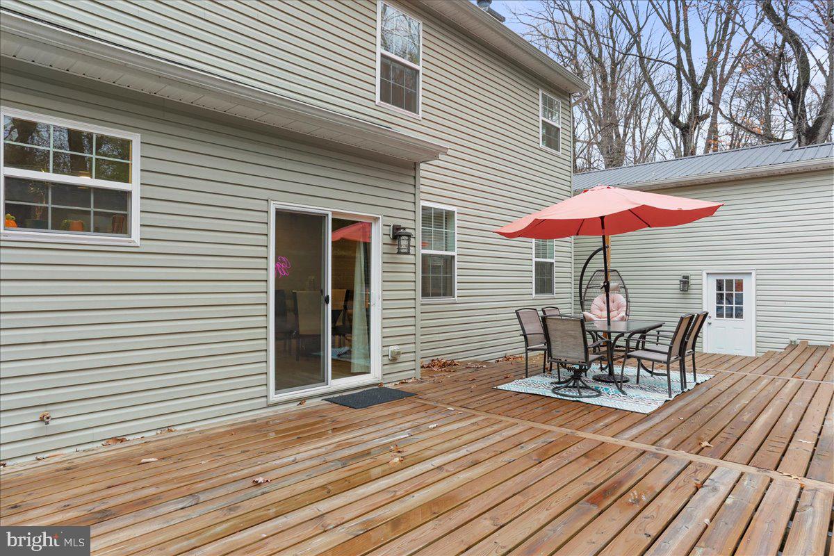 HOLTZINGER OVERLOOK - Residential