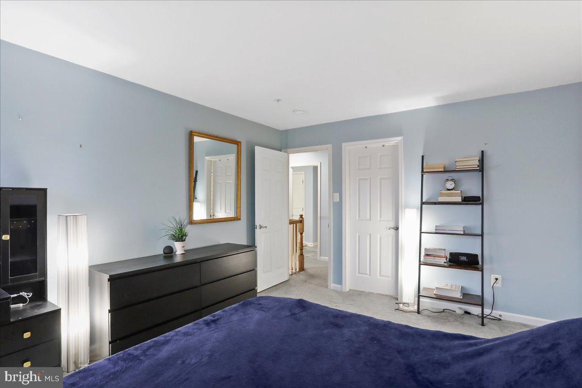 HOLTZINGER OVERLOOK - Residential