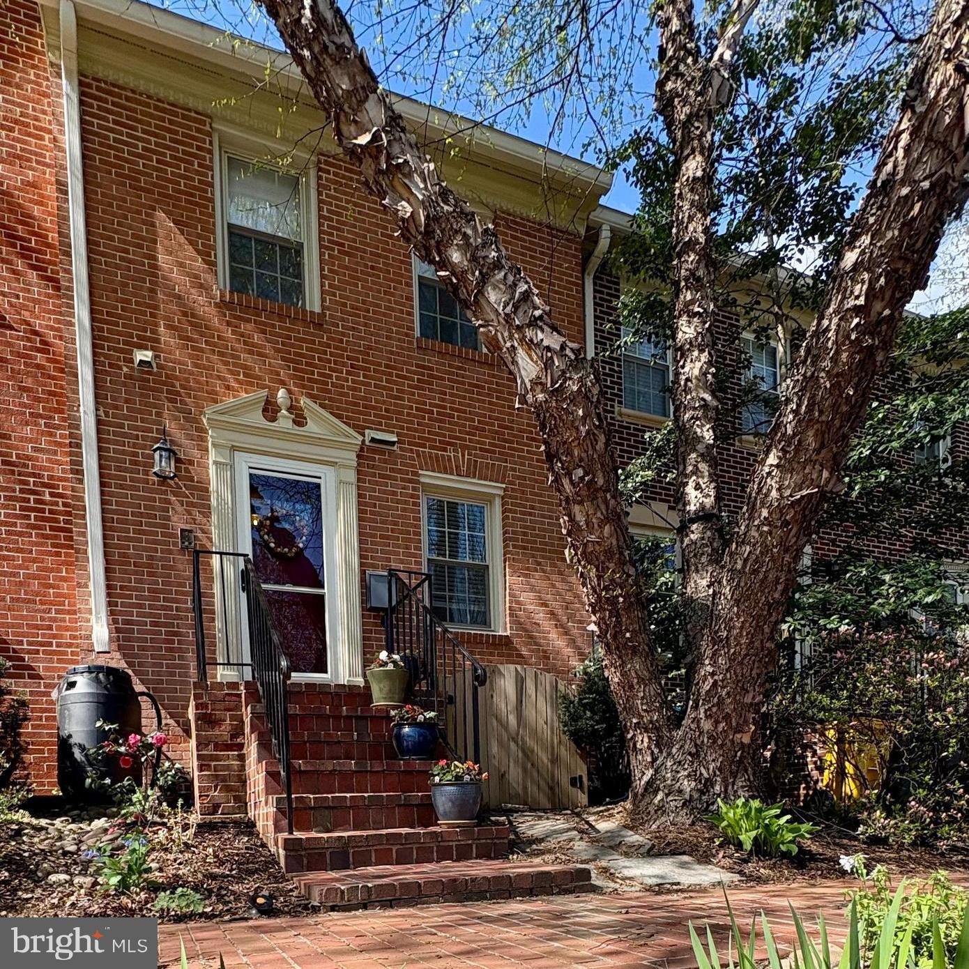 115 GREAT FALLS STREET 7