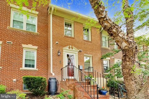 115 GREAT FALLS STREET FALLS CHURCH VA 22046