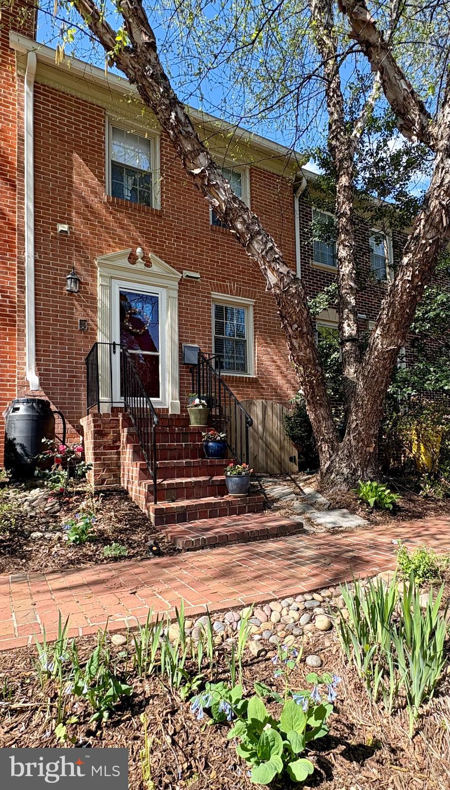 115 GREAT FALLS STREET 7