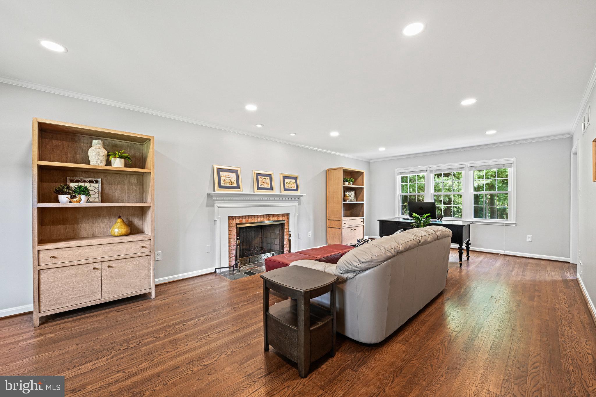 HAMLET - Residential