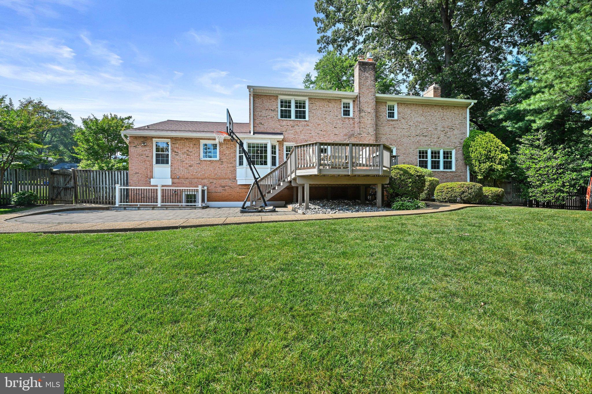 HAMLET - Residential