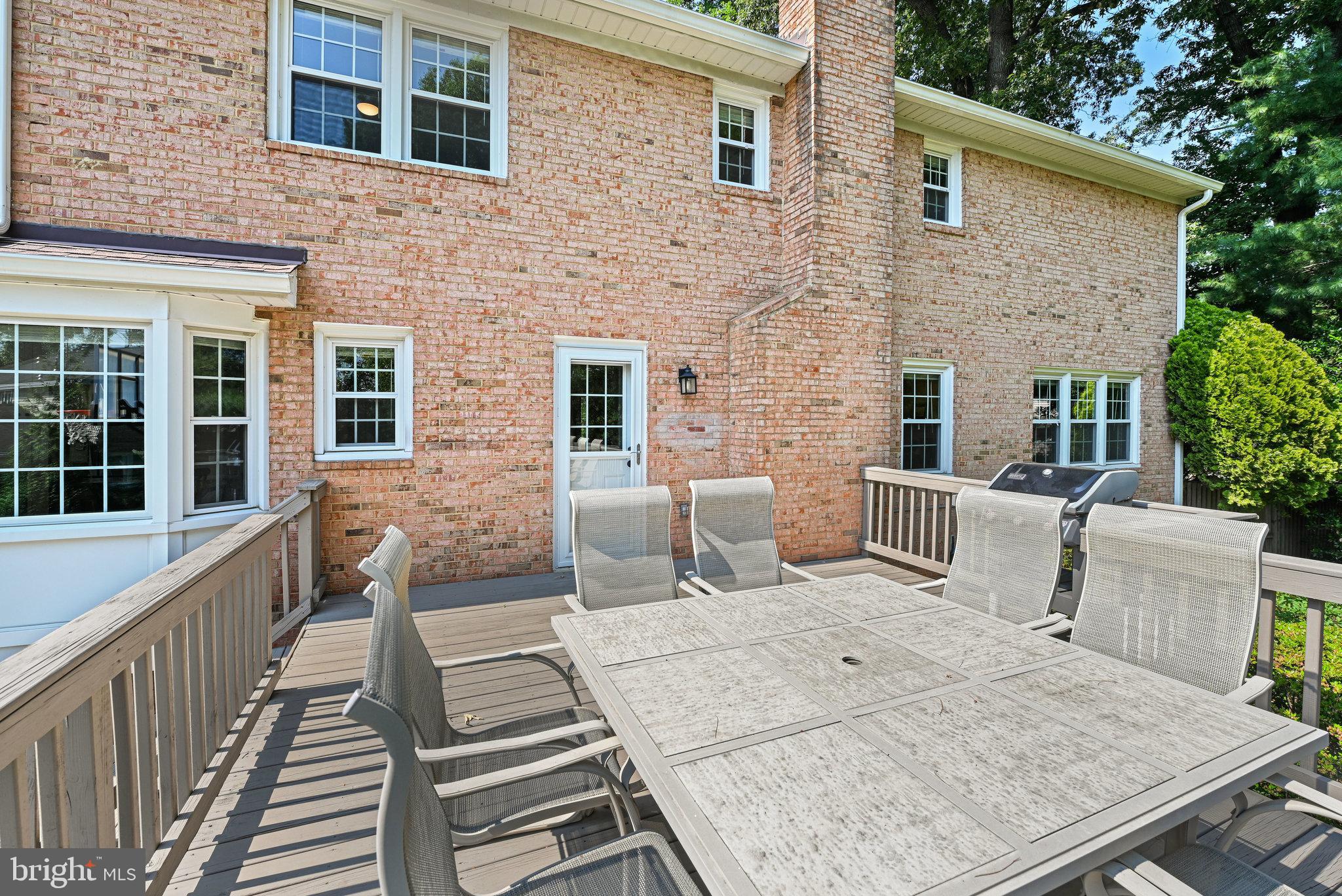 HAMLET - Residential