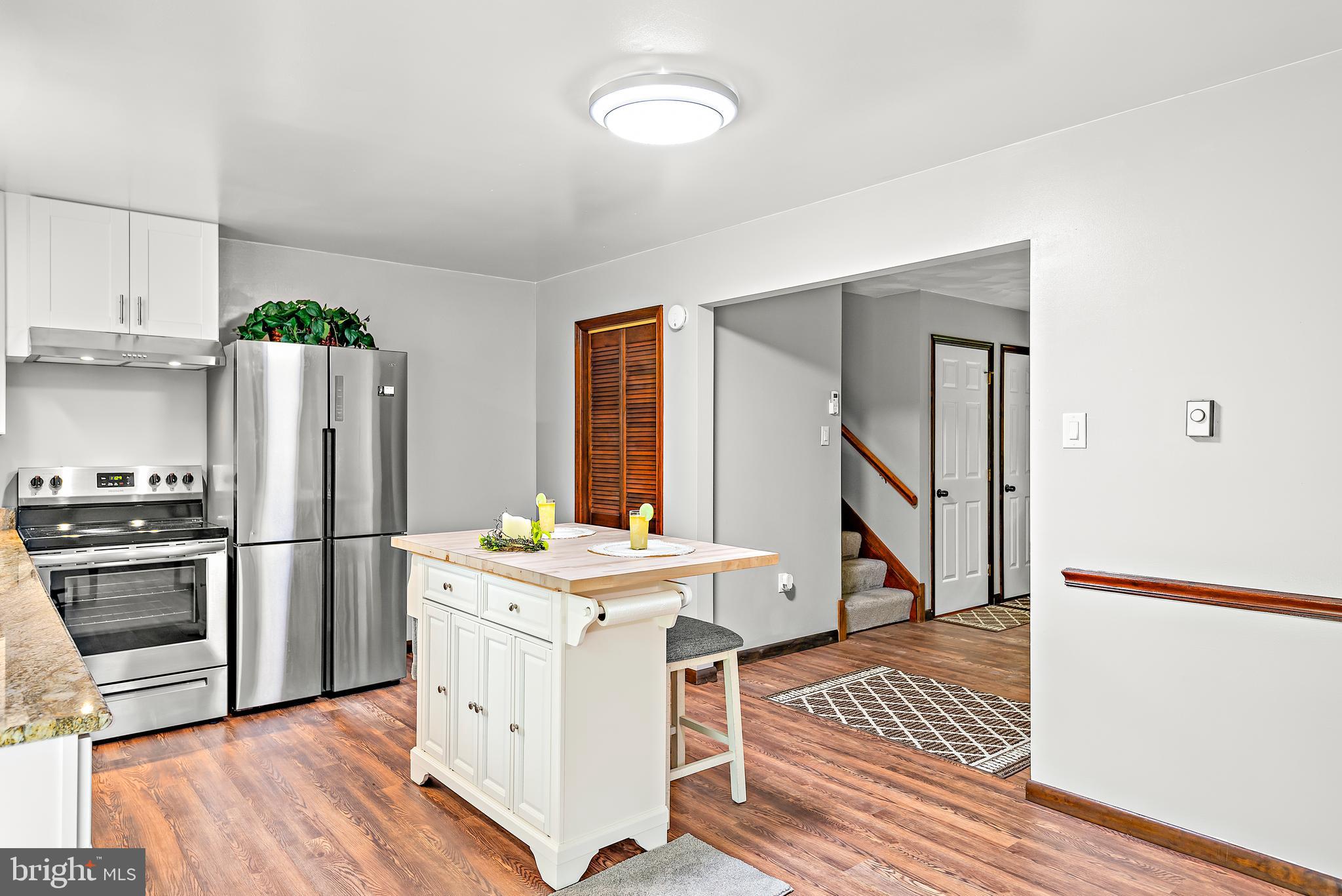 HARFORD MANOR FARMS - Residential