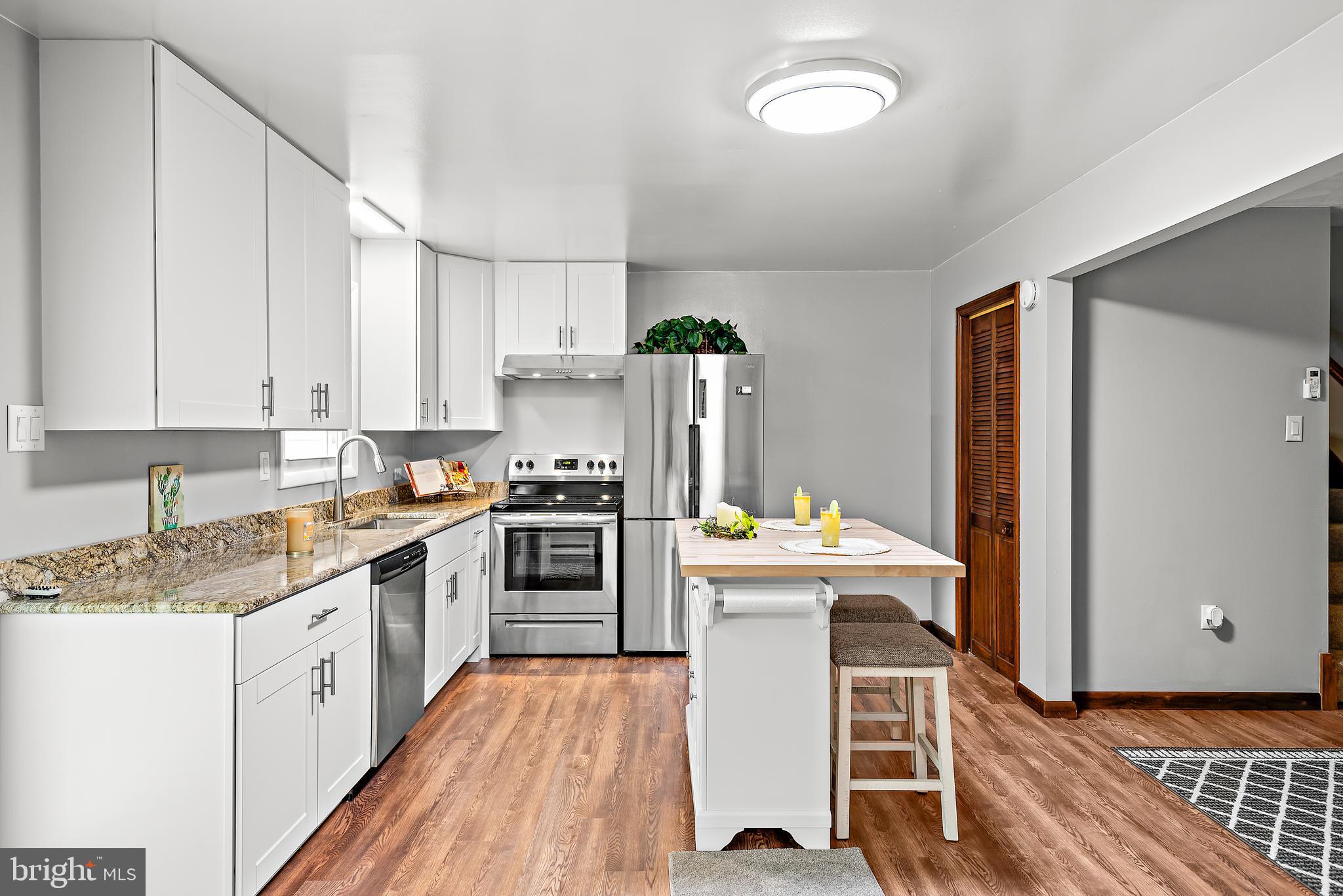 HARFORD MANOR FARMS - Residential