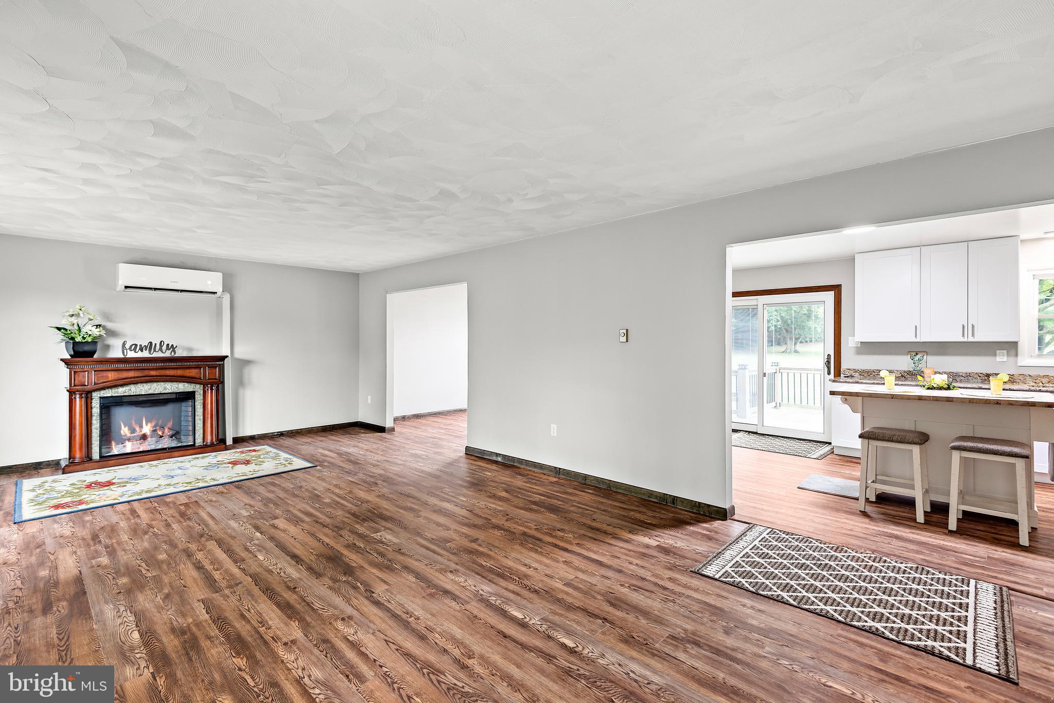 HARFORD MANOR FARMS - Residential