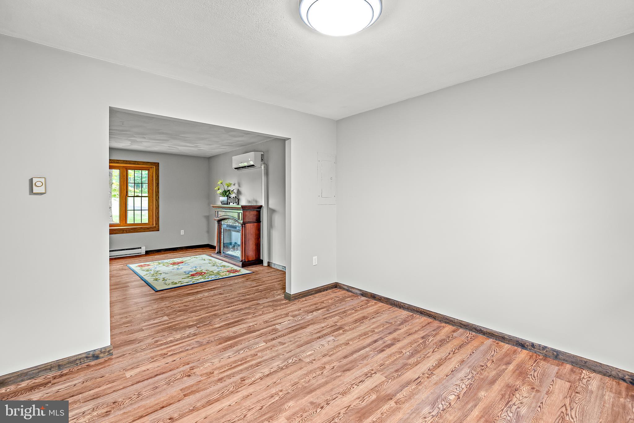 HARFORD MANOR FARMS - Residential