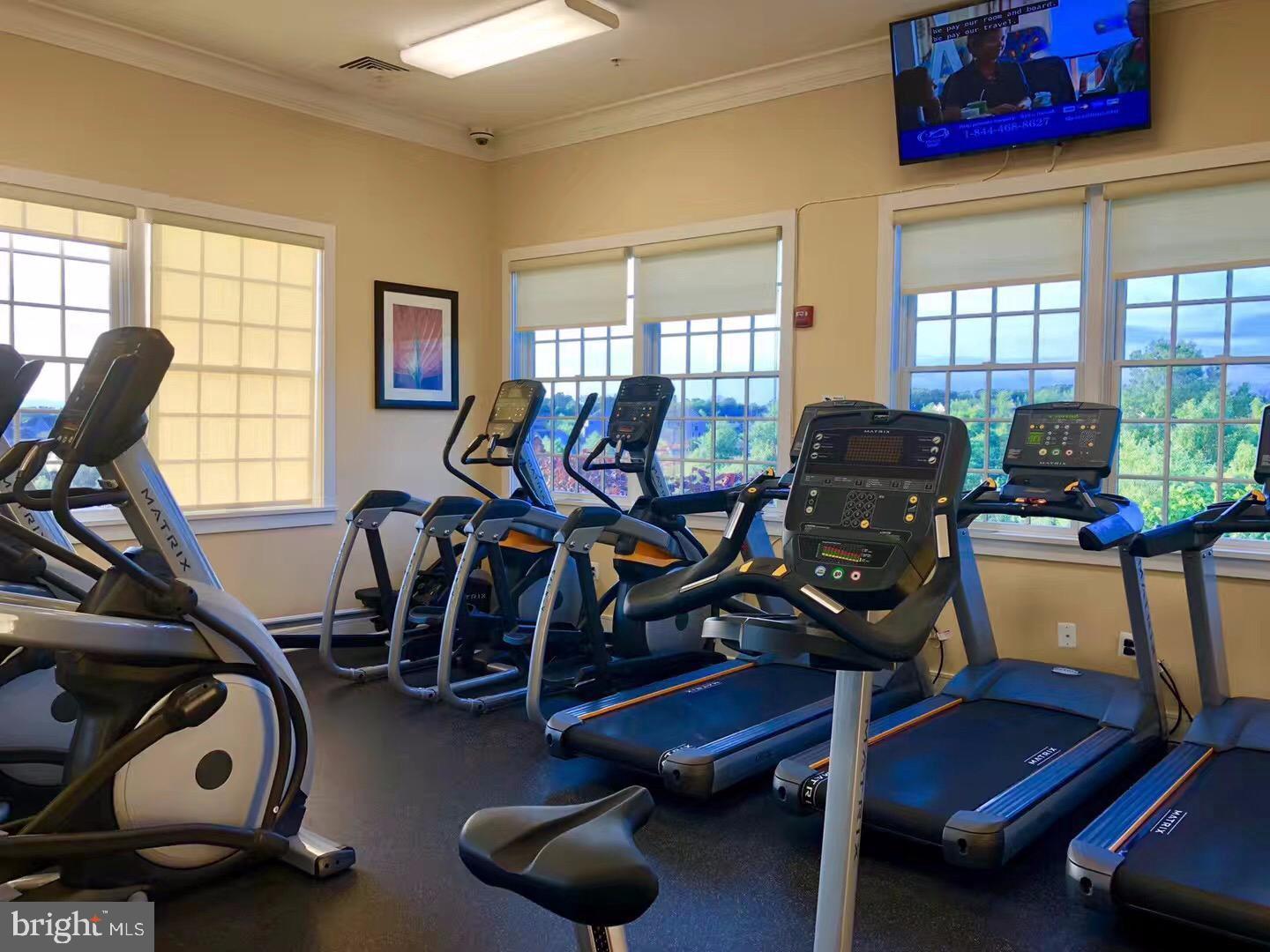 VILLAGES OF URBANA - Residential Lease