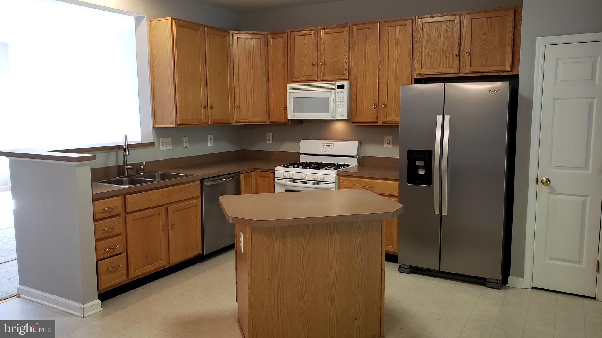 VILLAGES OF URBANA - Residential Lease