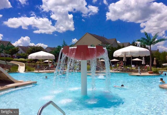 VILLAGES OF URBANA - Residential Lease