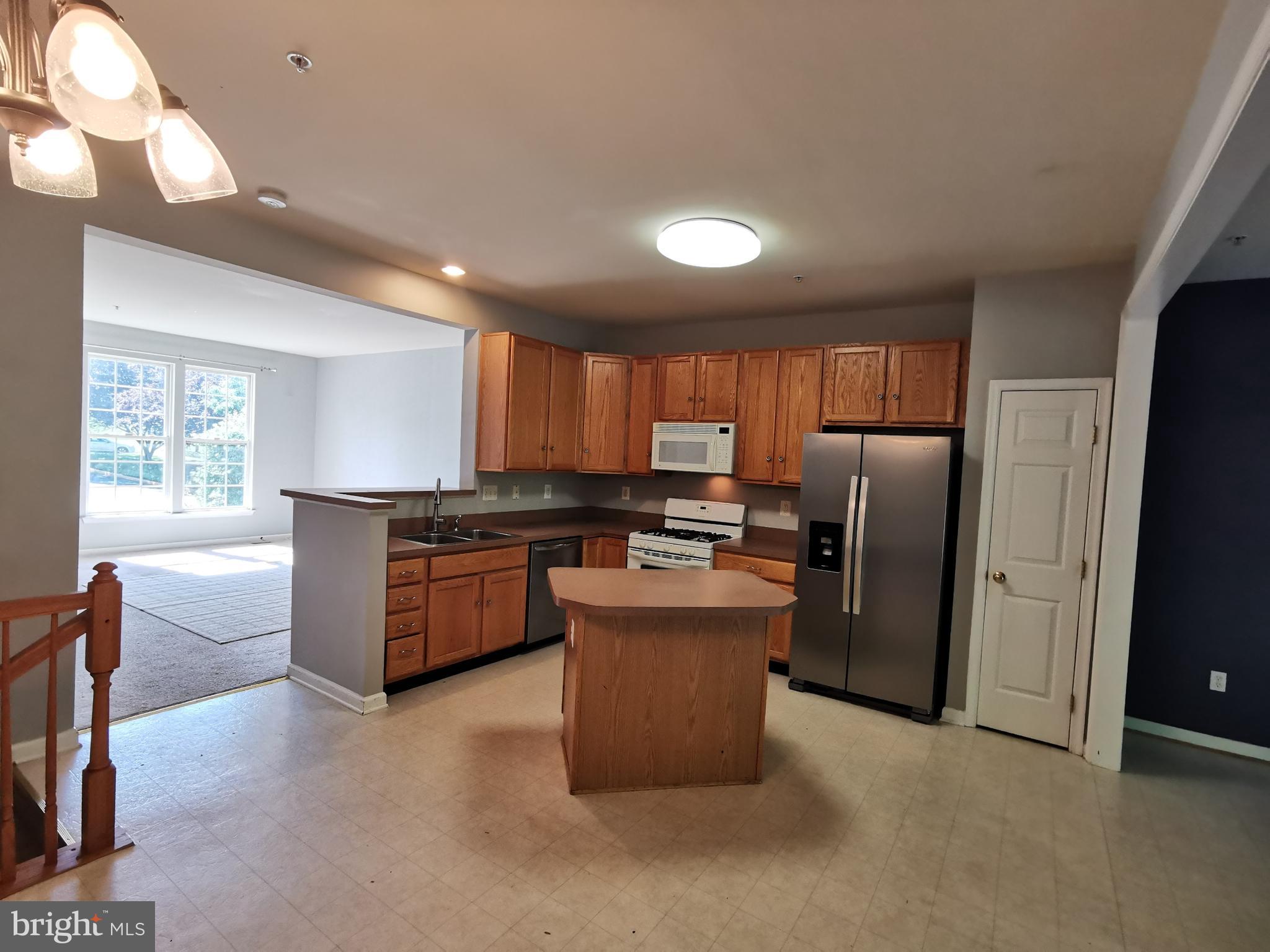 VILLAGES OF URBANA - Residential Lease