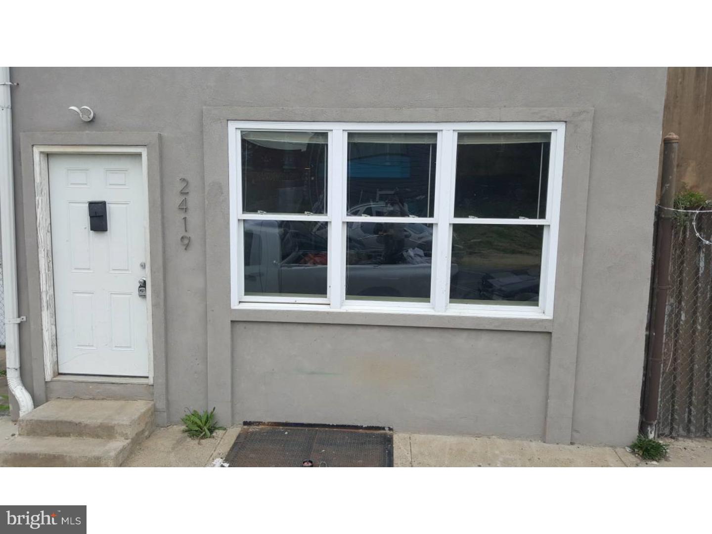 KENSINGTON - Commercial Lease