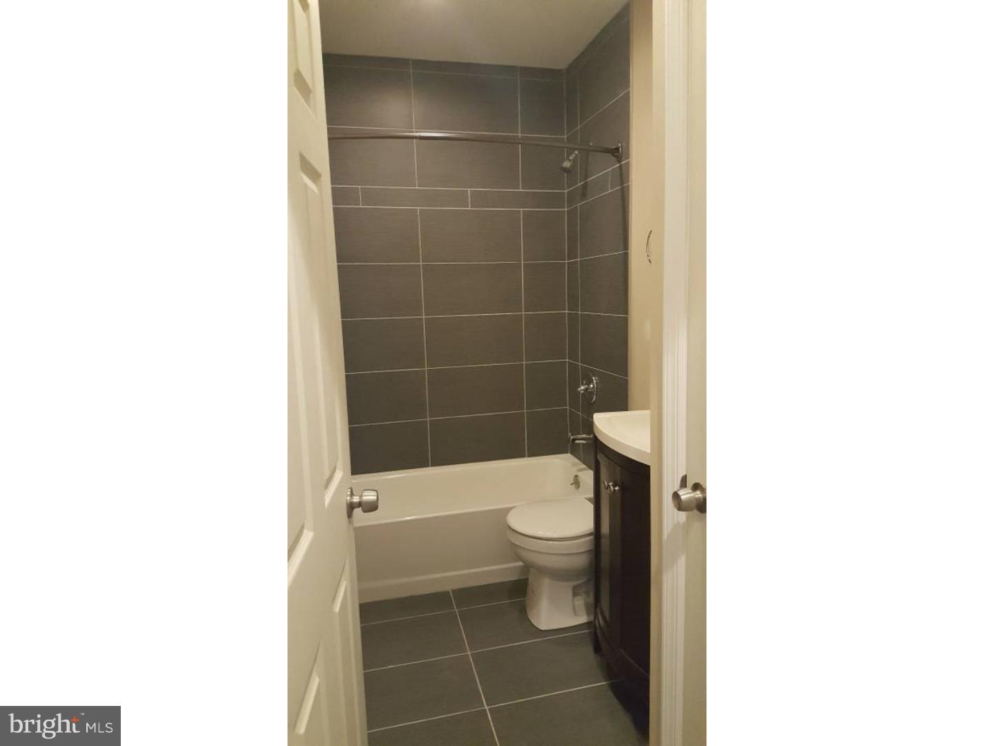 KENSINGTON - Commercial Lease