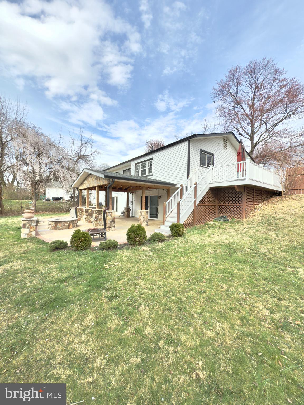 RAVENSWORTH GROVE - Residential Lease