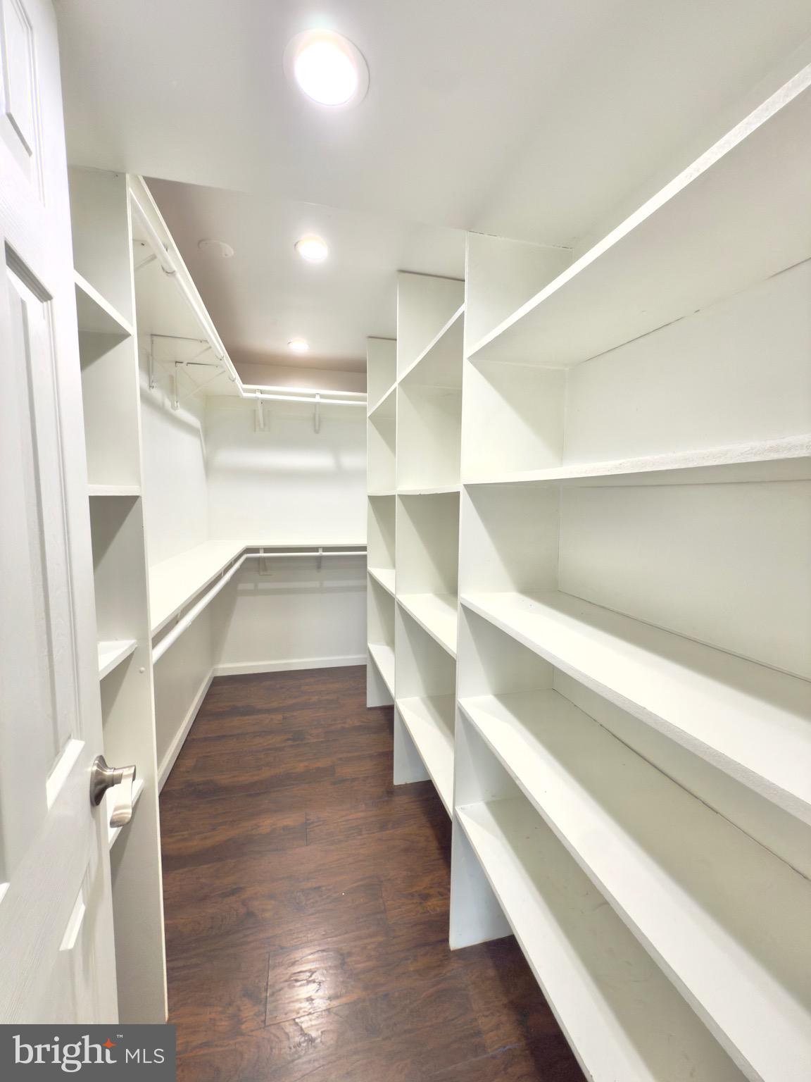 RAVENSWORTH GROVE - Residential Lease