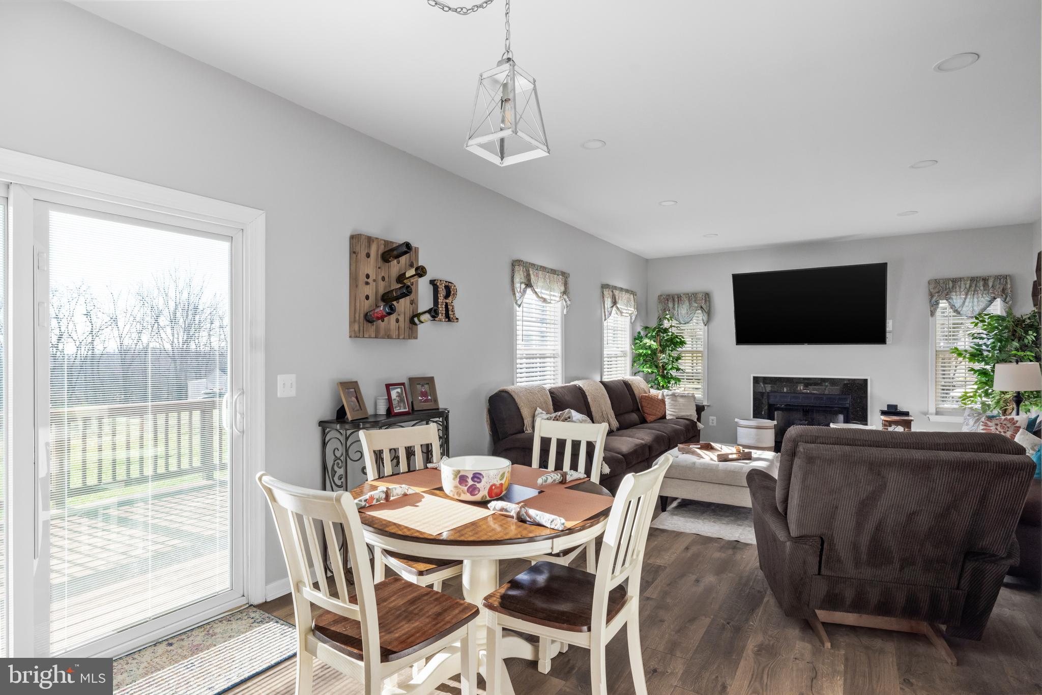 HIGHPOINTE - Residential