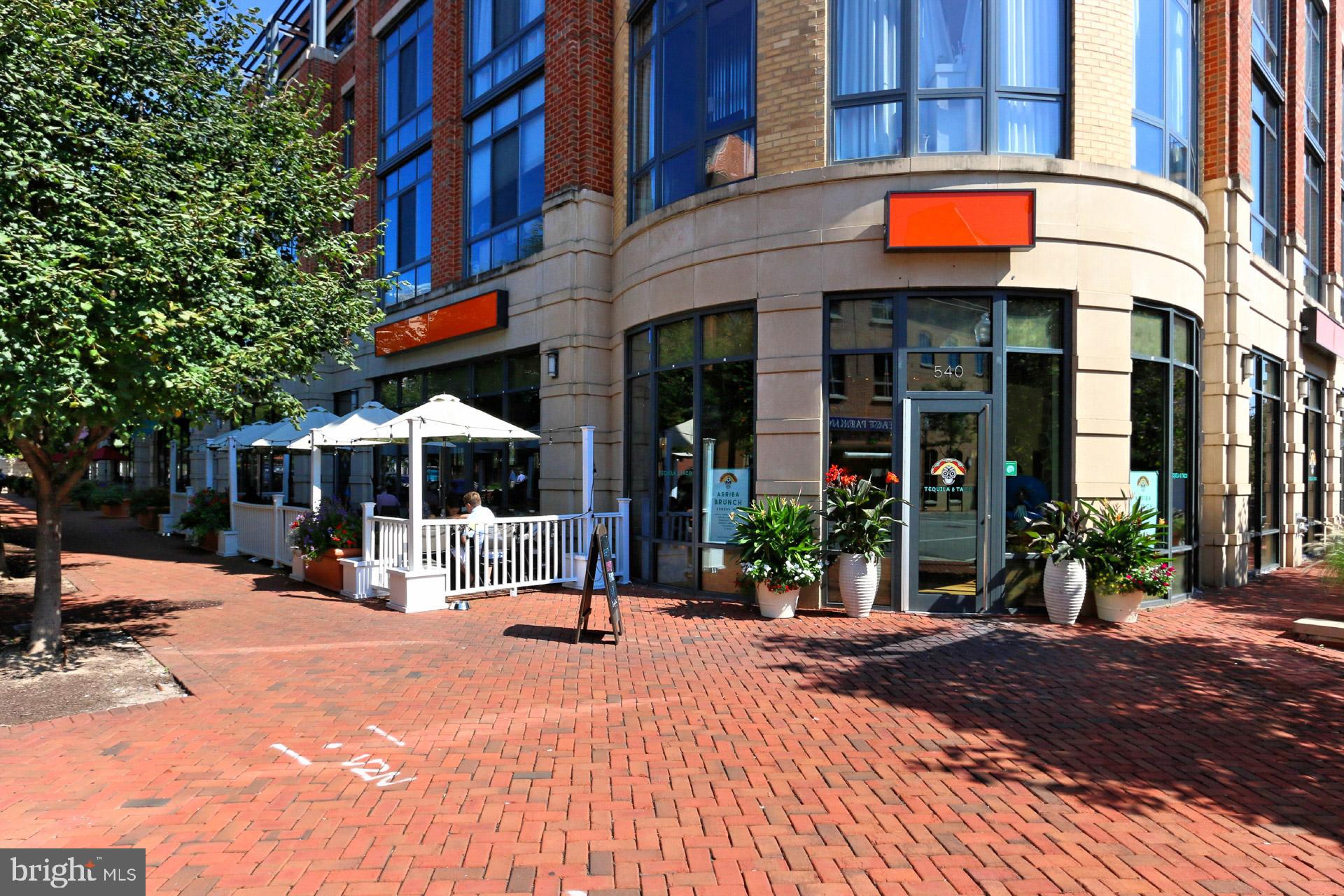 CONDOS AT CARLYLE SQUARE - Residential Lease