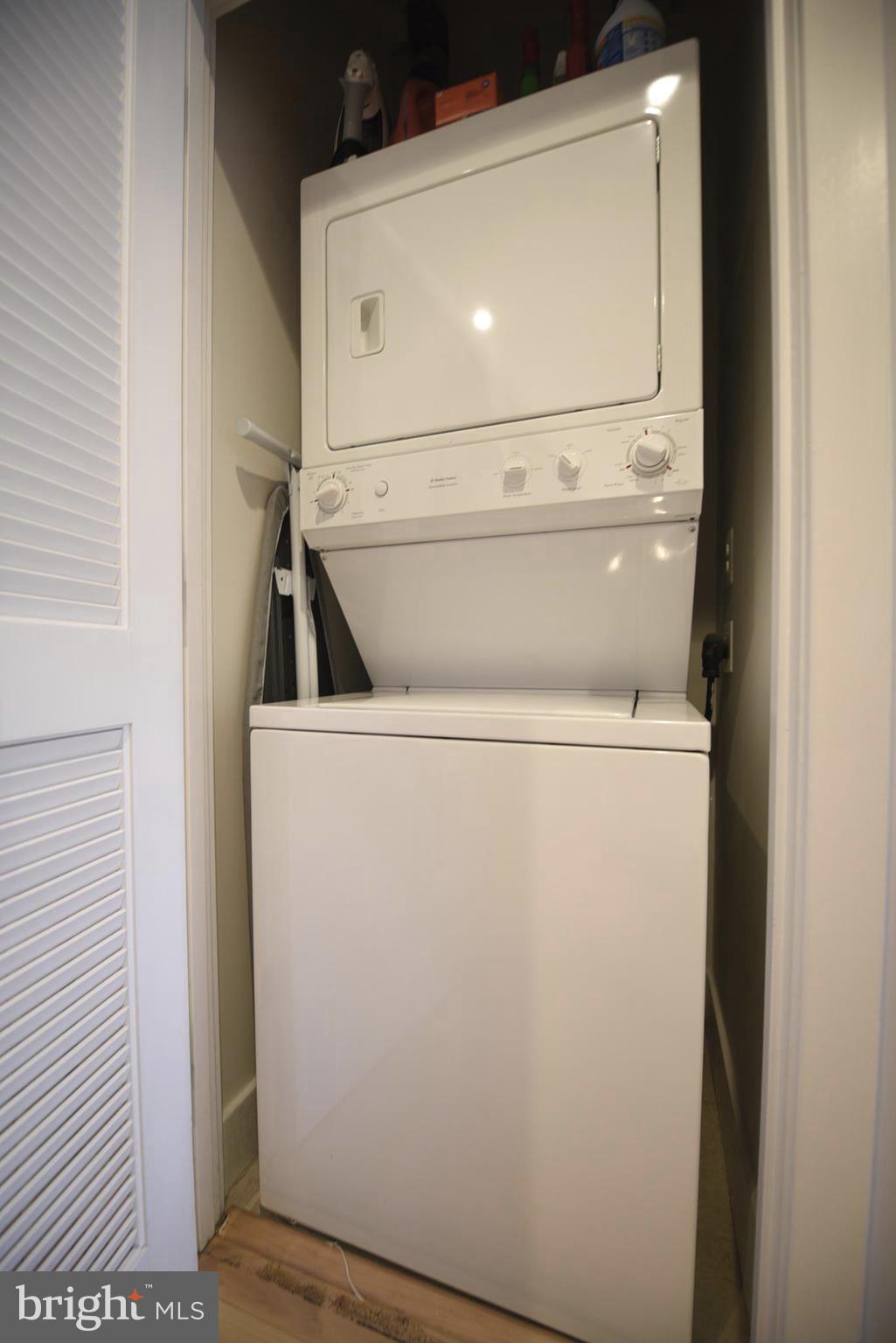 CONDOS AT CARLYLE SQUARE - Residential Lease