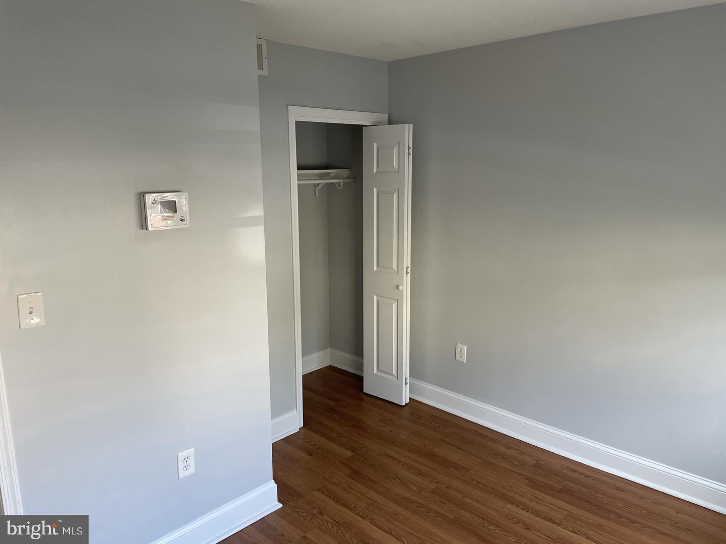 421 BURBANK STREET SE