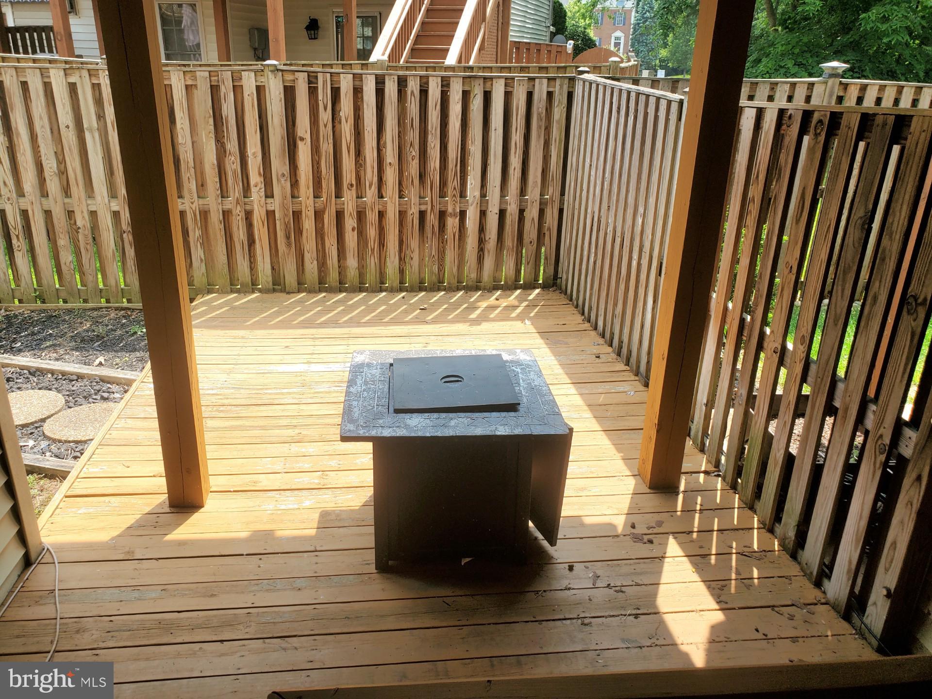 VIRGINIA OAKS - Residential