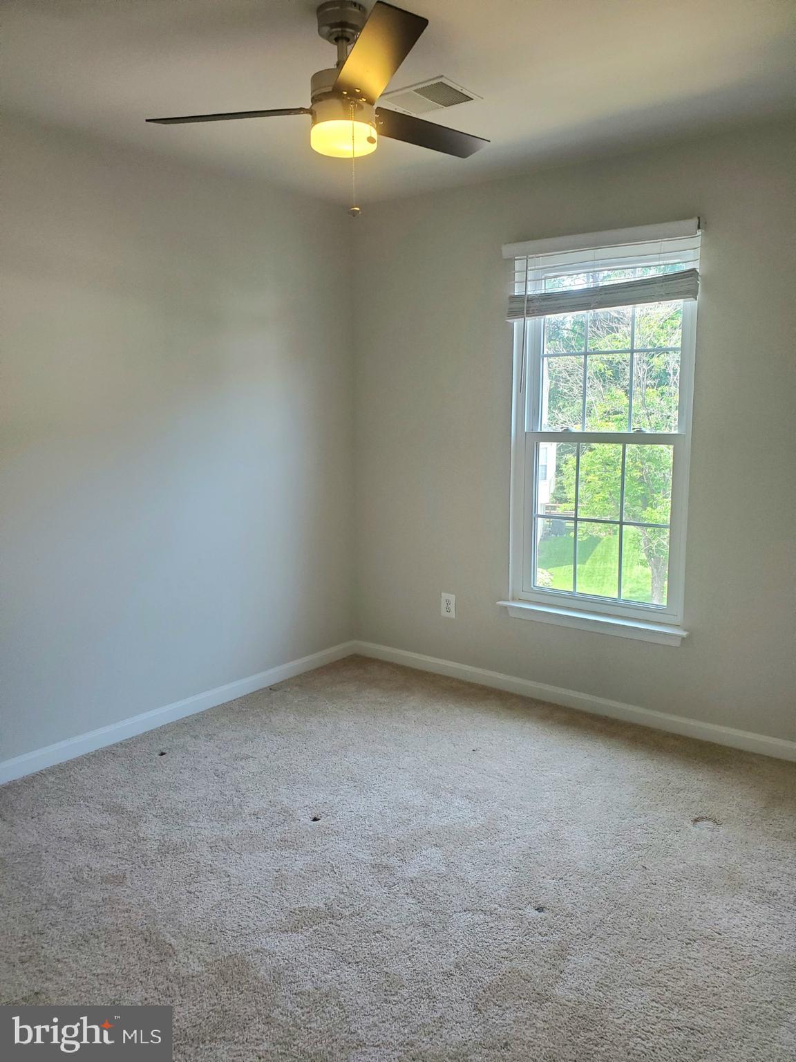 VIRGINIA OAKS - Residential