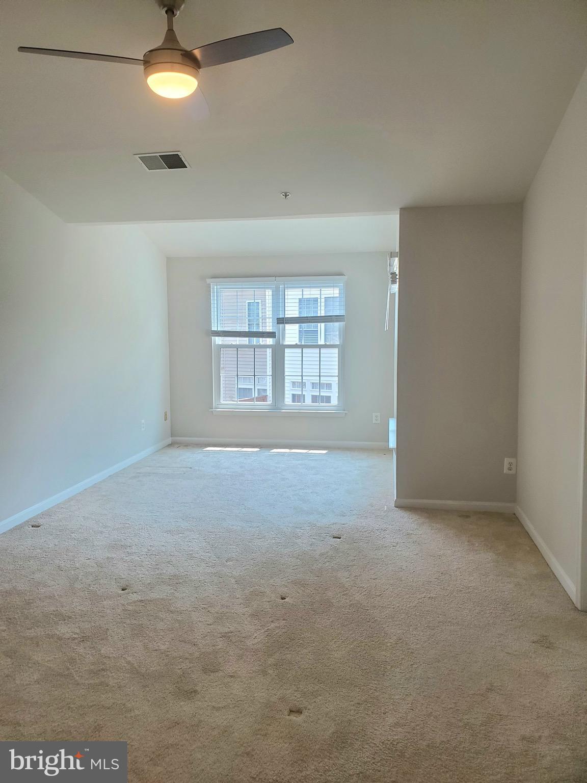 VIRGINIA OAKS - Residential