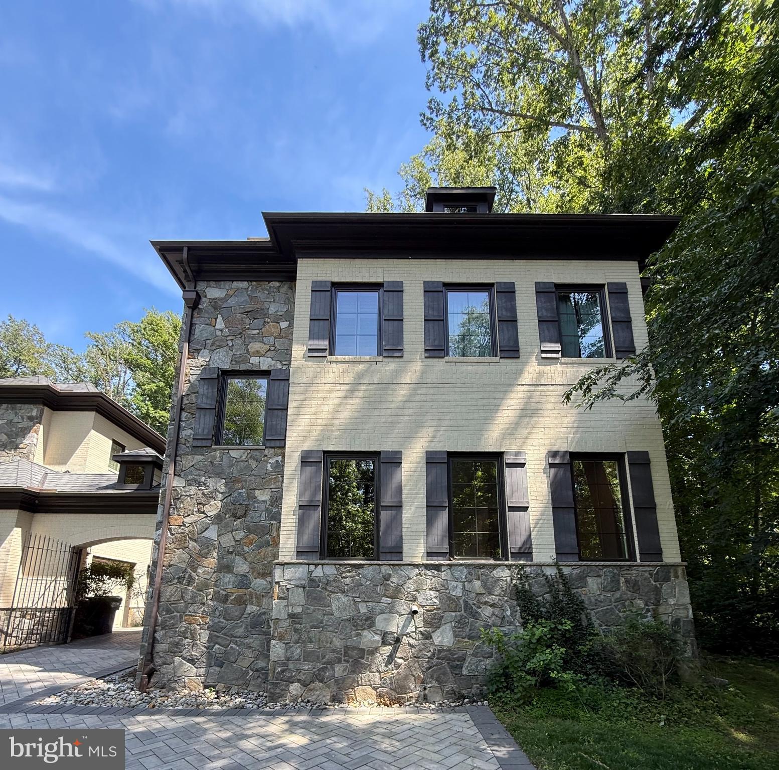8747 BROOK ROAD