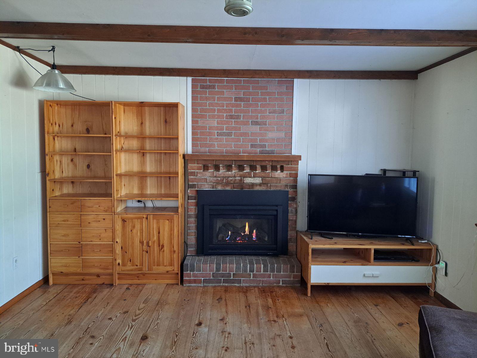 BURGUNDY ESTATES - Residential