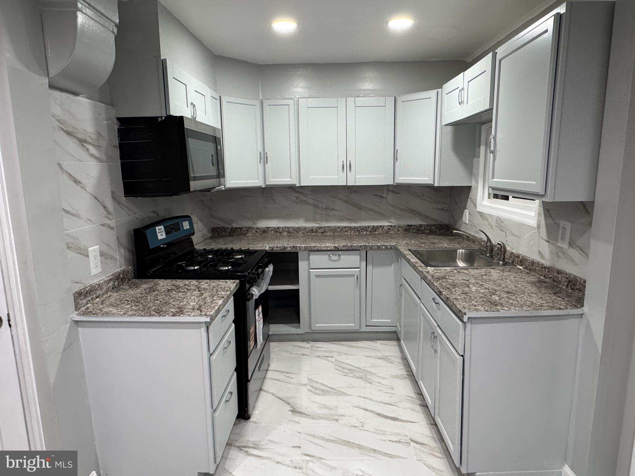 6625 POWHATAN STREET