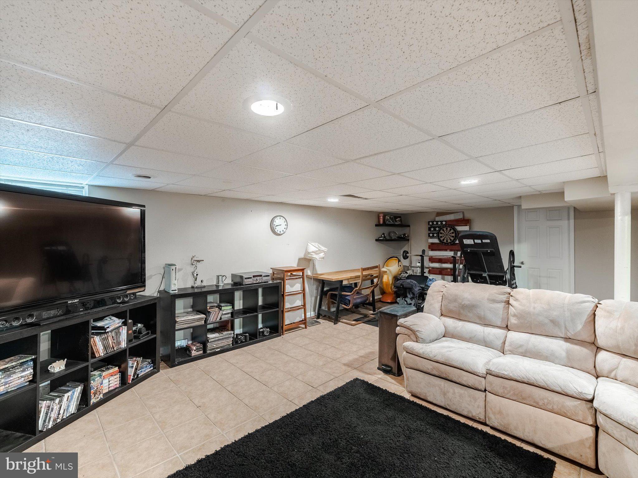 NORTH HILLS - Residential