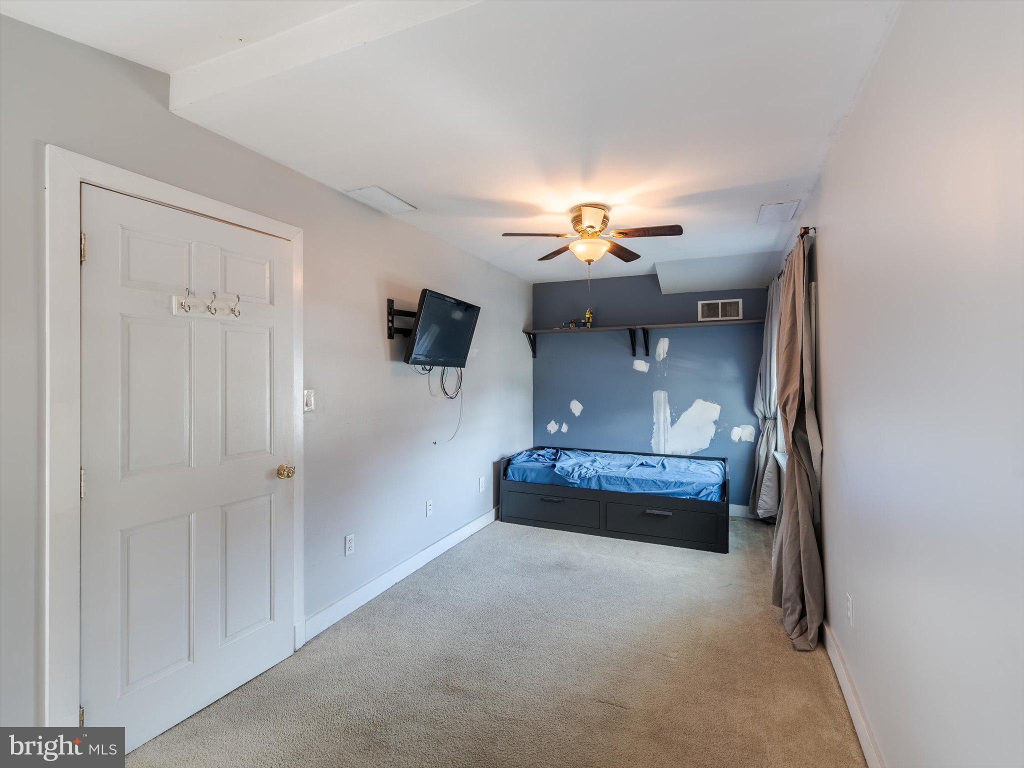 NORTH HILLS - Residential