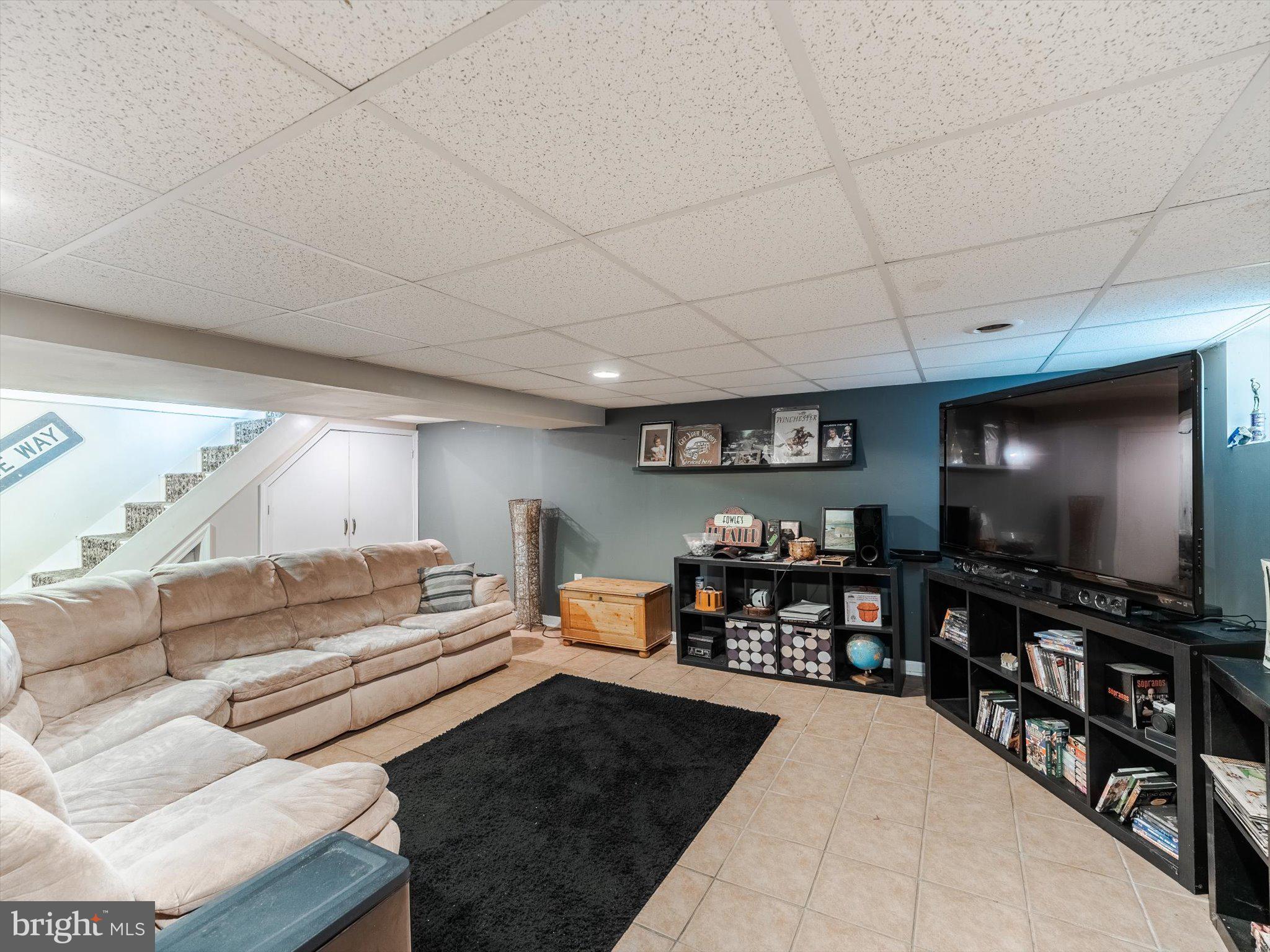 NORTH HILLS - Residential