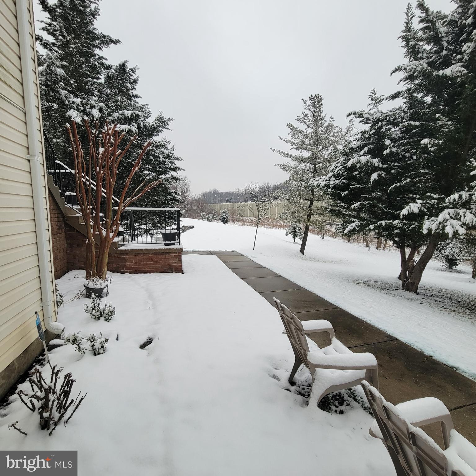 FOUNDERS WOODS - Residential