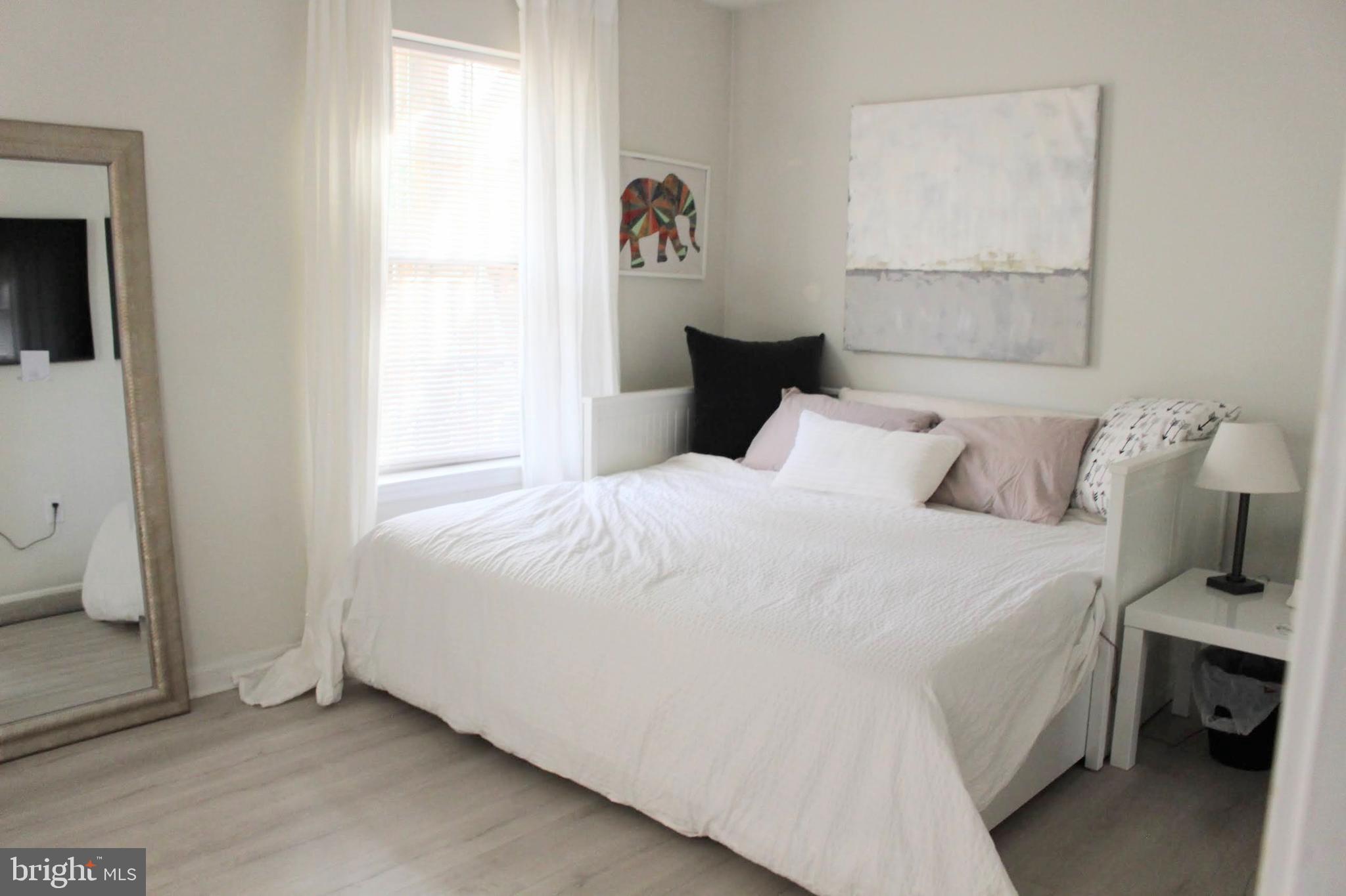 FOUNDERS WOODS - Residential