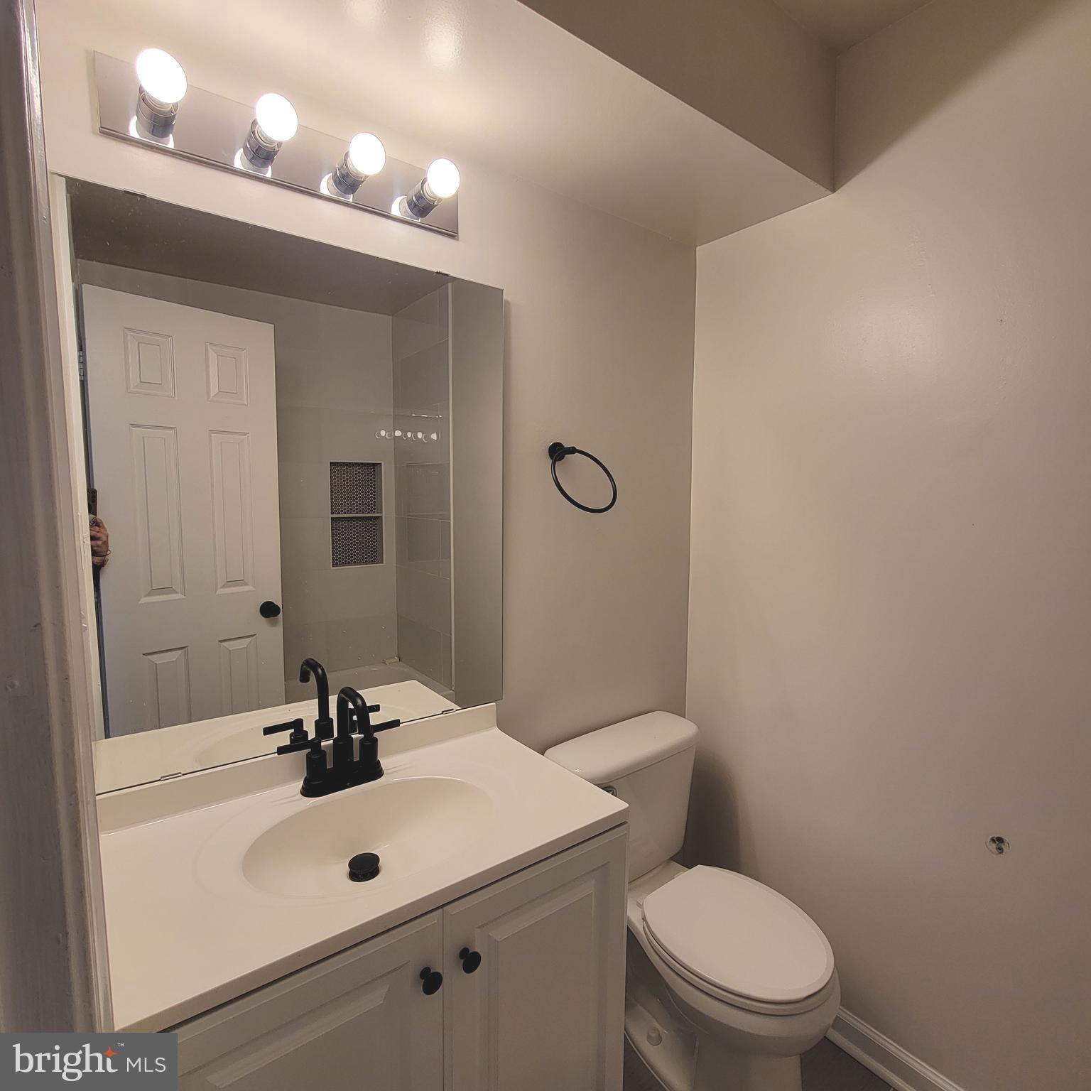 FOUNDERS WOODS - Residential