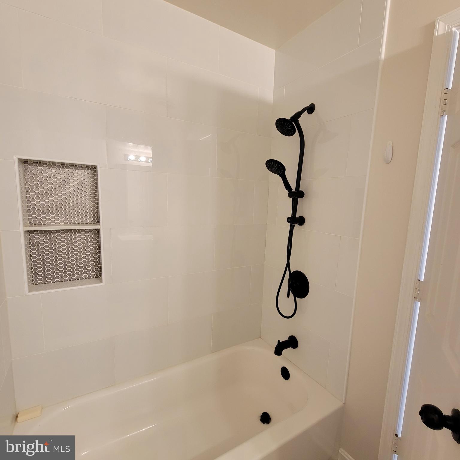 FOUNDERS WOODS - Residential