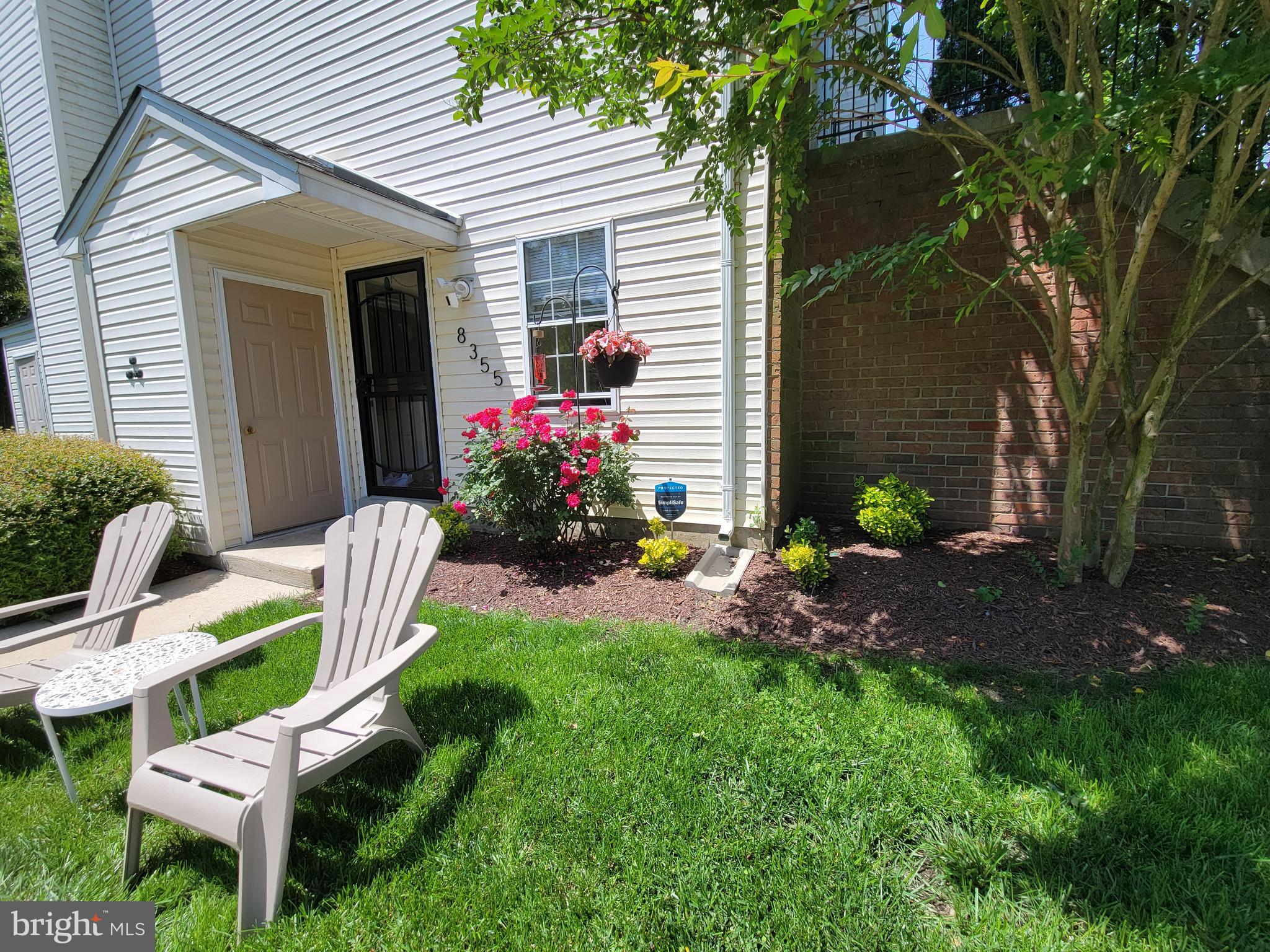 FOUNDERS WOODS - Residential