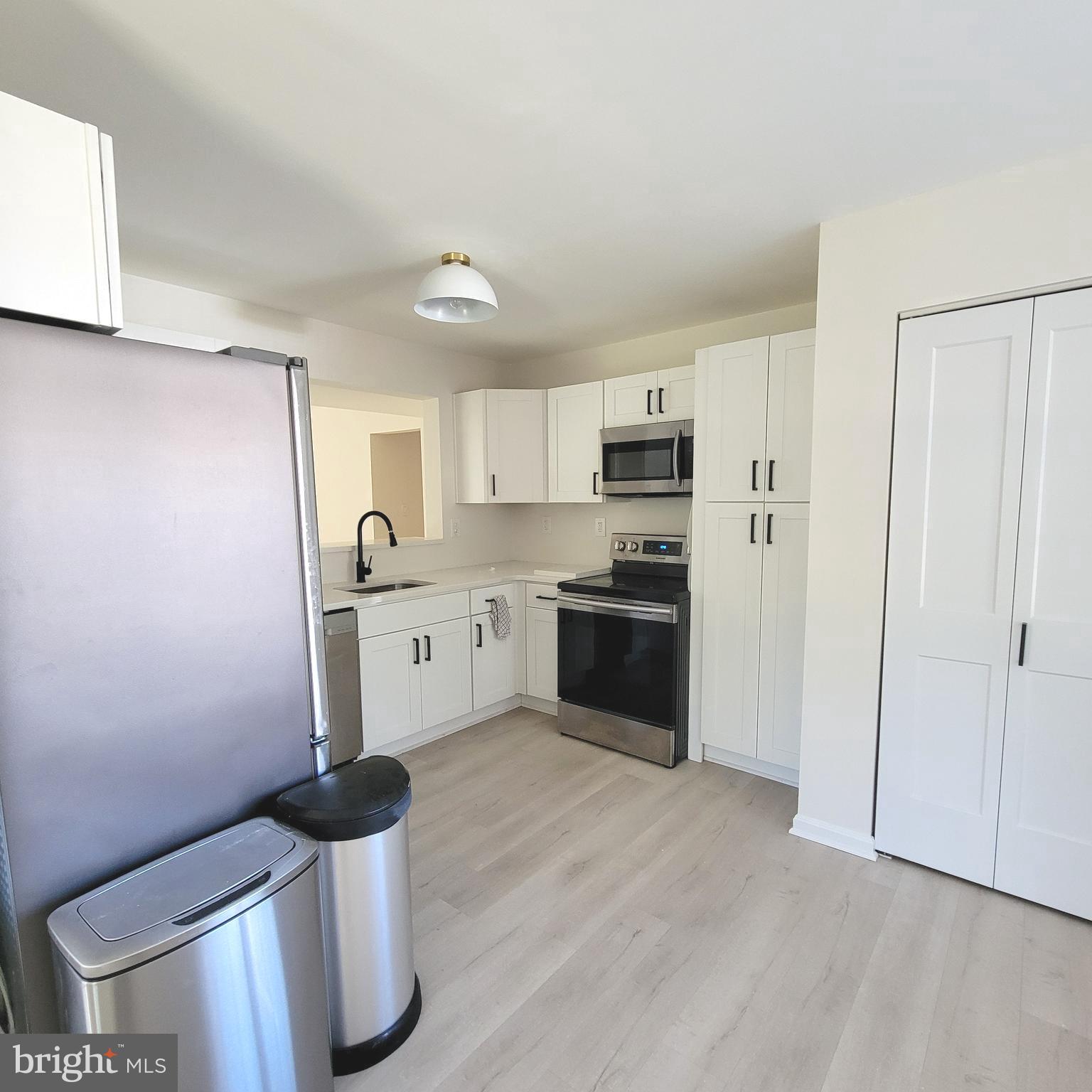 FOUNDERS WOODS - Residential