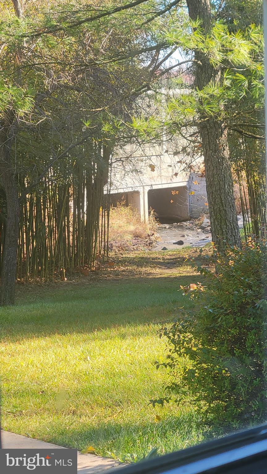 FOUNDERS WOODS - Residential