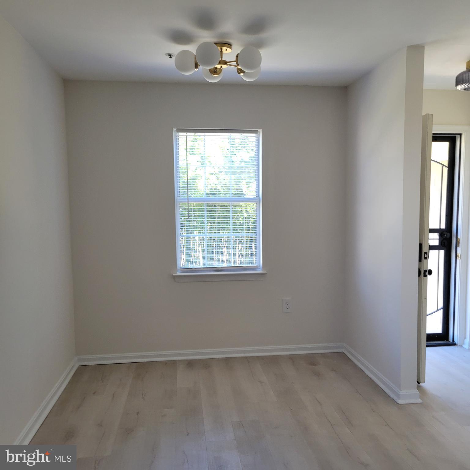 FOUNDERS WOODS - Residential