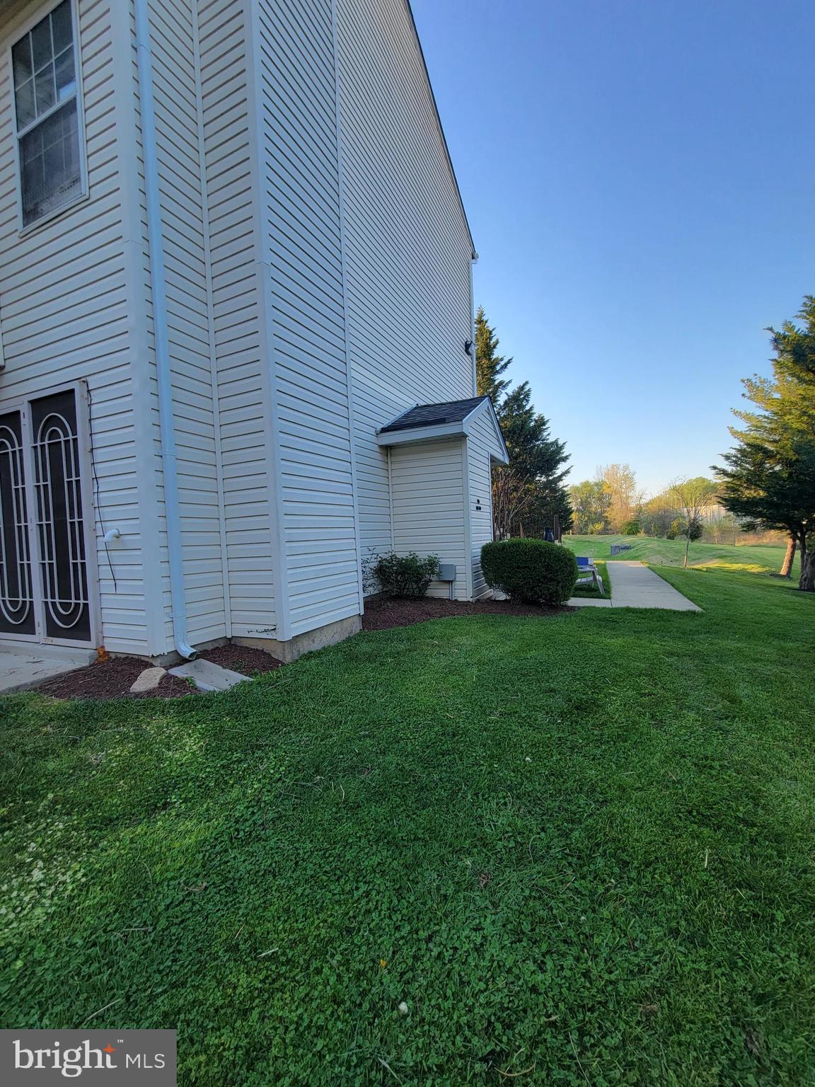 FOUNDERS WOODS - Residential