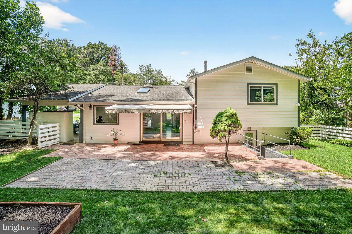 Silver Spring, Maryland 20904, United States, 4 Bedrooms Bedrooms, ,3 BathroomsBathrooms,Residential,Active,158081