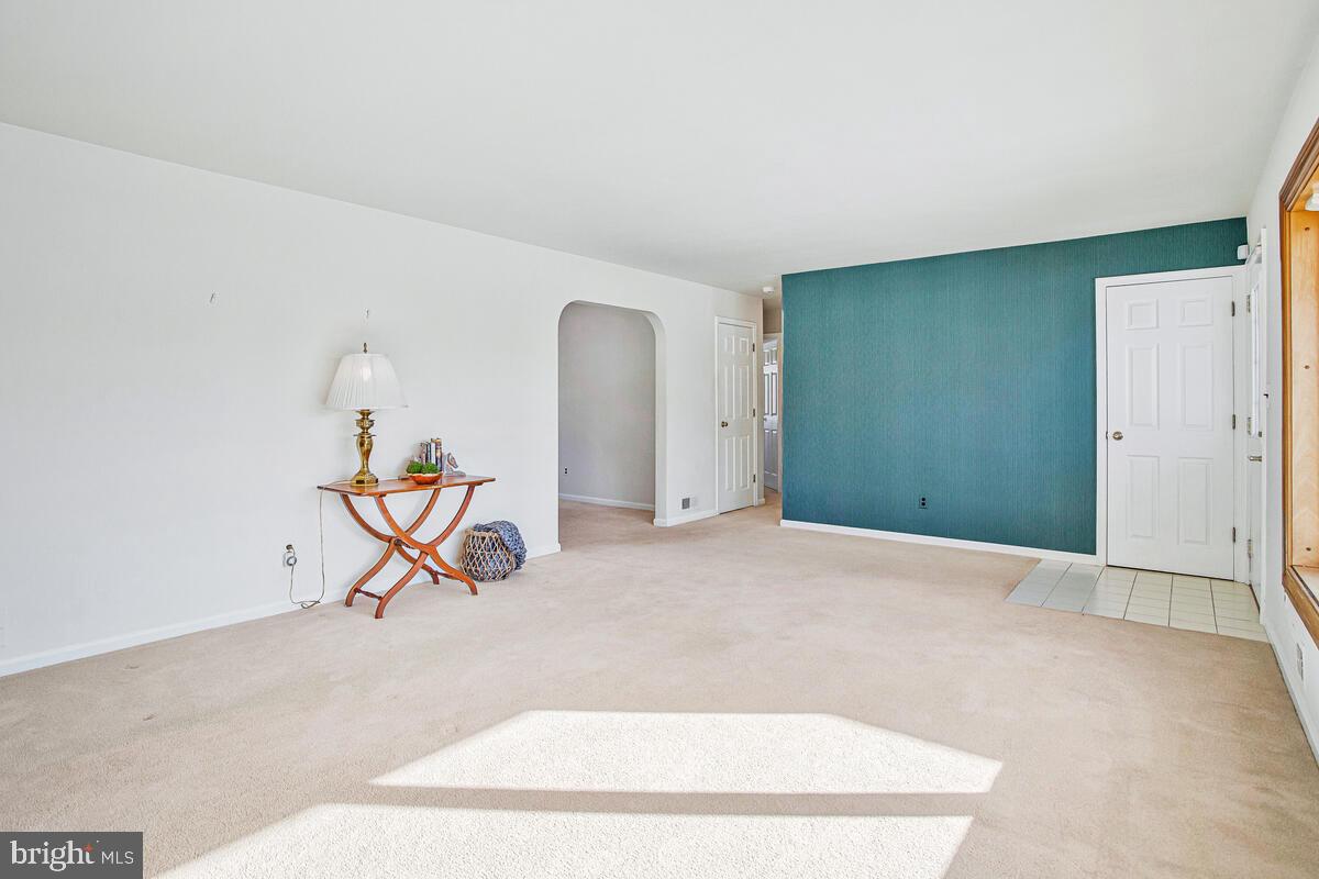 EAST LINTHICUM HEIGHTS - Residential