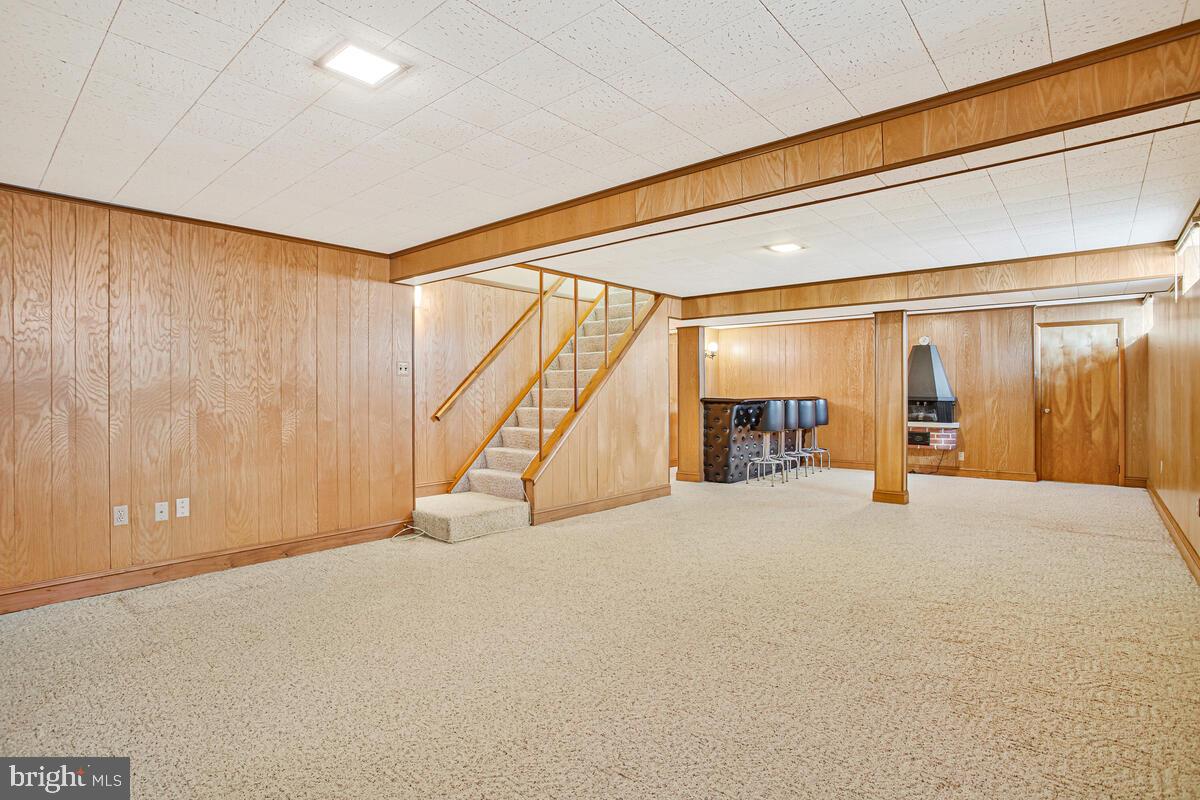 EAST LINTHICUM HEIGHTS - Residential