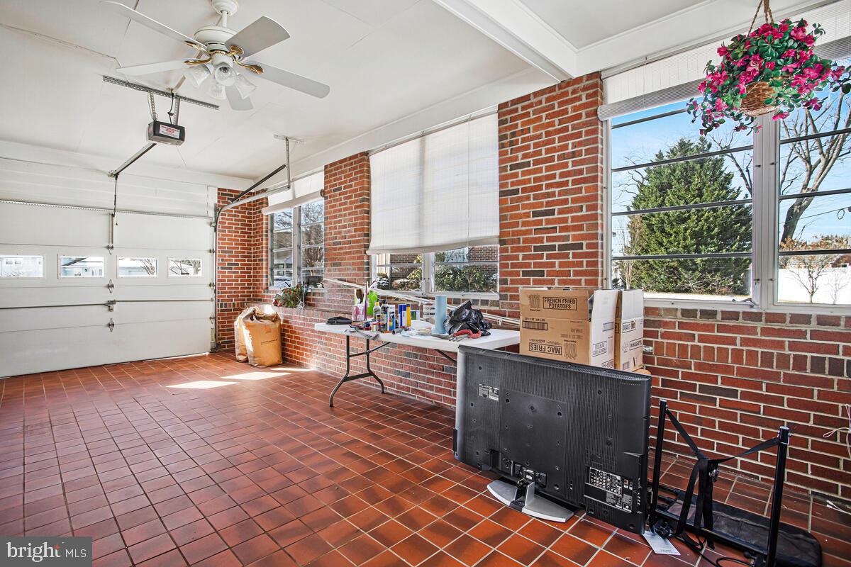 EAST LINTHICUM HEIGHTS - Residential