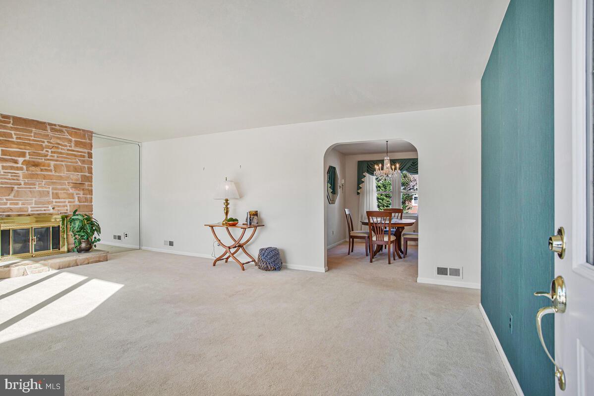 EAST LINTHICUM HEIGHTS - Residential