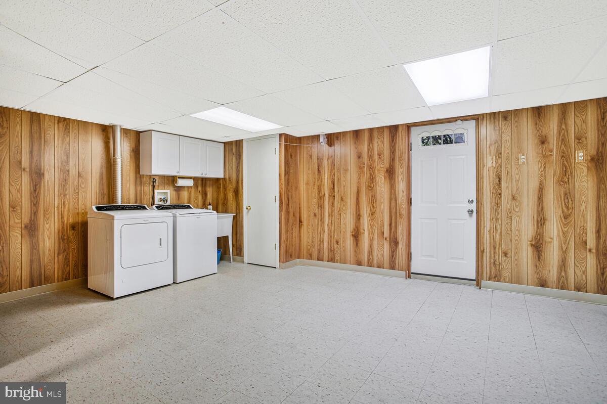 EAST LINTHICUM HEIGHTS - Residential