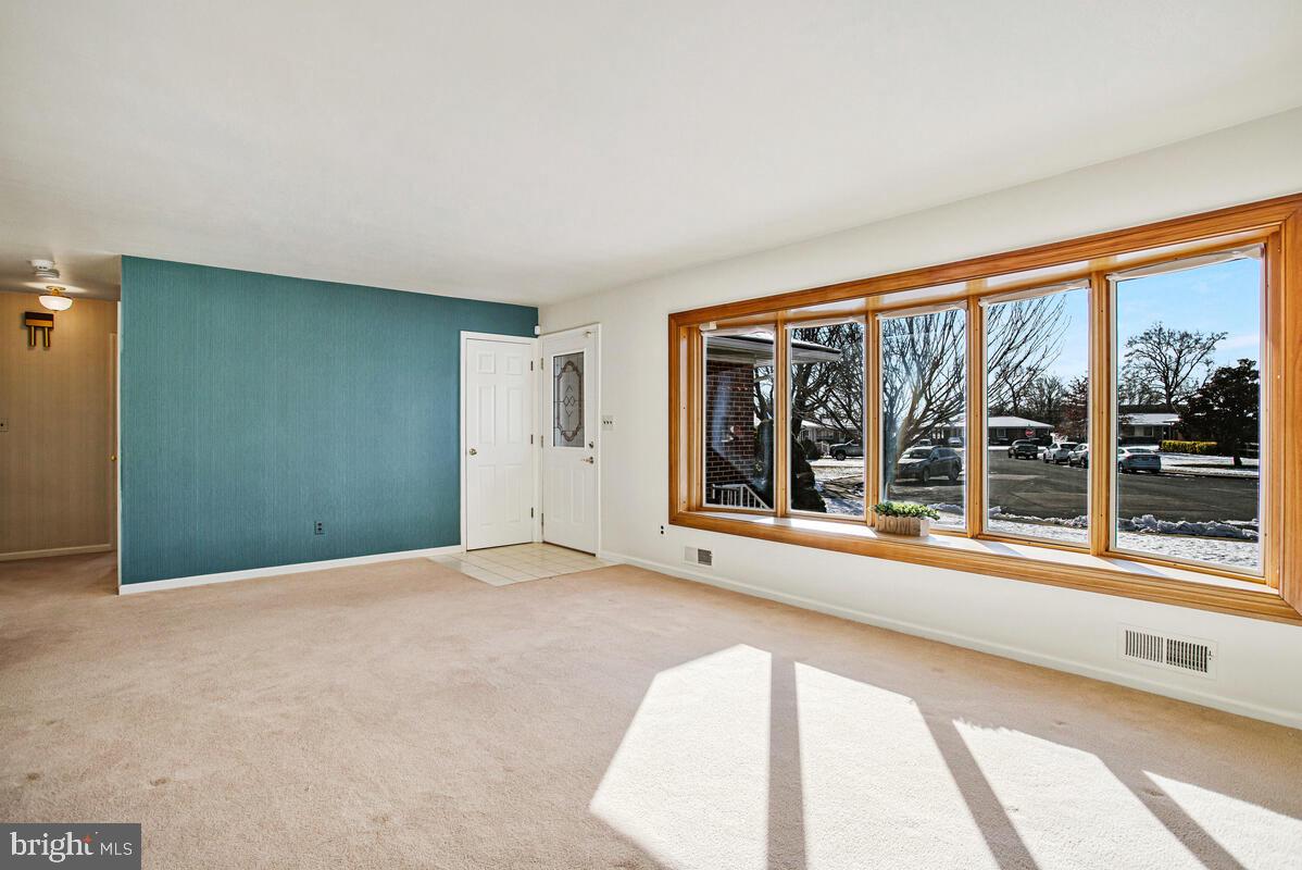 EAST LINTHICUM HEIGHTS - Residential